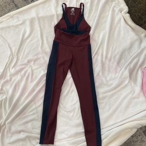 Worn once workout new balance set